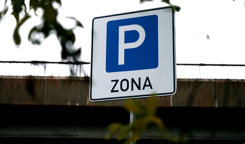 Tabla koja označava parking zonu